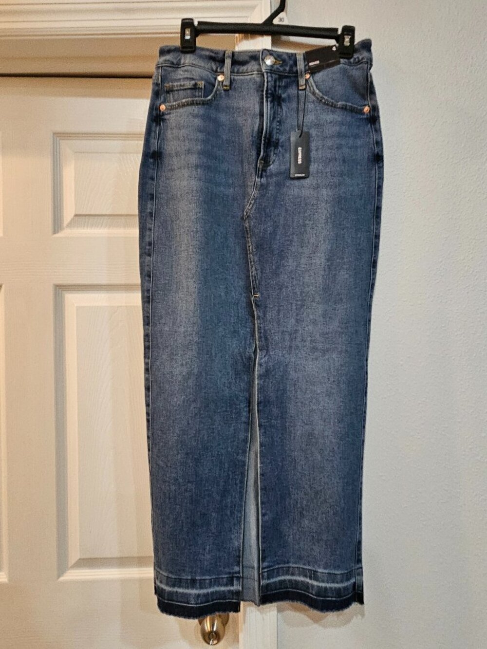 Express denim skirt size 4